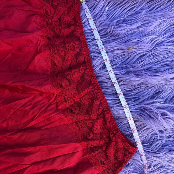 Vintage lace slip size LARGE - Picture 6 of 7